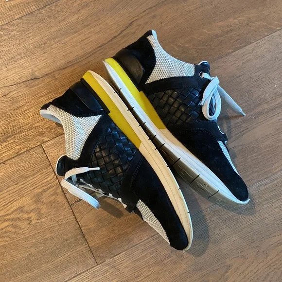 🔹 Bottega Veneta Lace-Up Sneakers, 38 - Picture 6 of 14